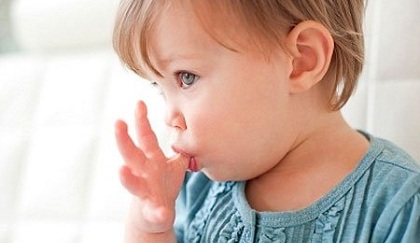 Các thói quen có thể gây lệch lạc răng hàm ở trẻ