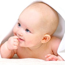 Trị tật mút tay ở trẻ bằng cách nào?
